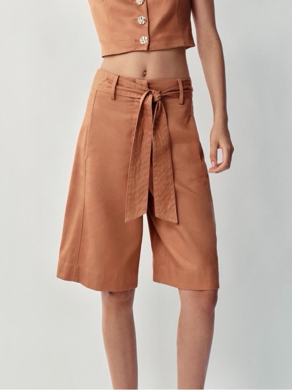 ZARA NWT LONG BELTED SHORTS
